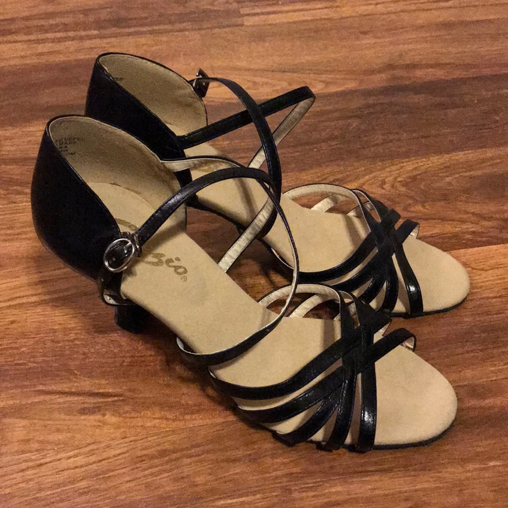 Dance shoes